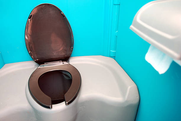 Portable Toilet Options We Offer in Alderson, WV